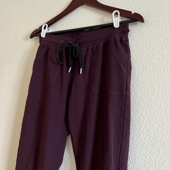ZYIA Women’s Workout Unwind Jogger Size XS in Plum - Picture 2 of 13
